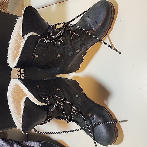 Sorel Joan of Arctic Wedge Mid Shearling Women's Size 8.5 - Picture 2 of 9